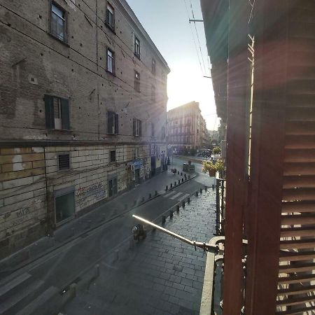 Dormire A Napoli Centro Holiday House Casa Vacanza Екстериор снимка