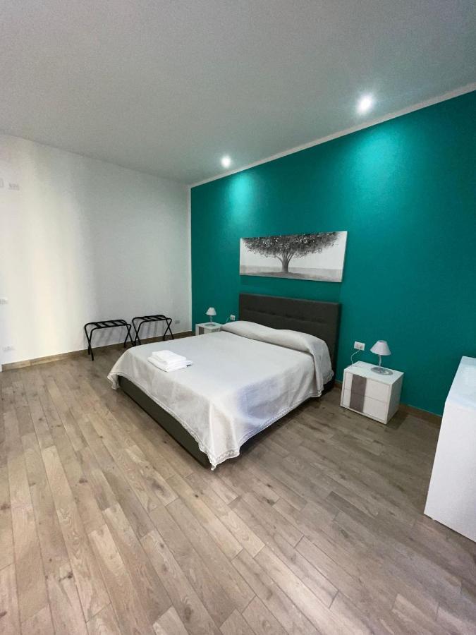Dormire A Napoli Centro Holiday House Casa Vacanza Екстериор снимка