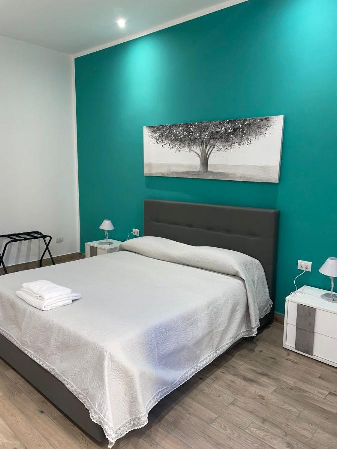 Dormire A Napoli Centro Holiday House Casa Vacanza Екстериор снимка