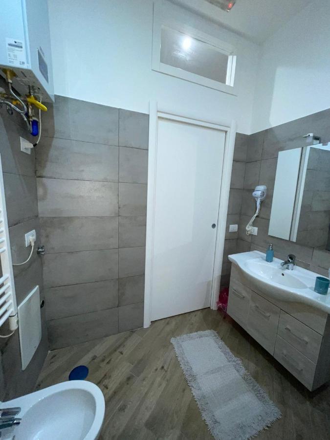 Dormire A Napoli Centro Holiday House Casa Vacanza Екстериор снимка