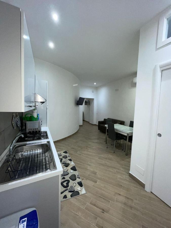 Dormire A Napoli Centro Holiday House Casa Vacanza Екстериор снимка